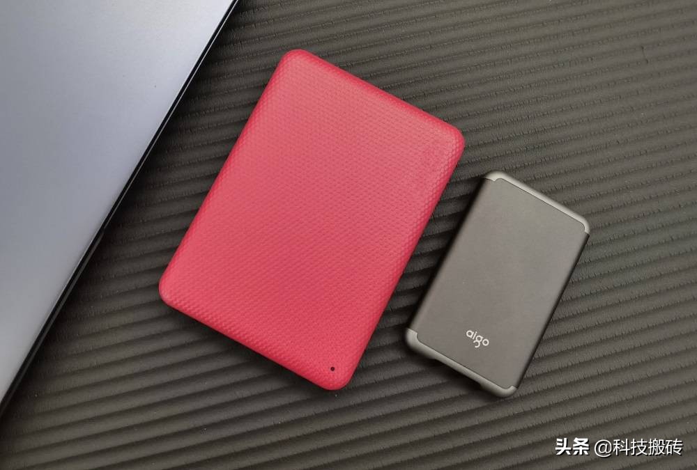 体积不到名片大小，速度狂飙567.28MB/s，爱国者S7Pro测评