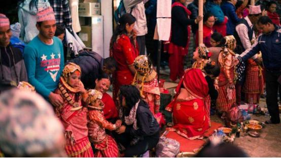 尼泊尔一妻多夫部落婚礼,尼泊尔的一妻多夫制