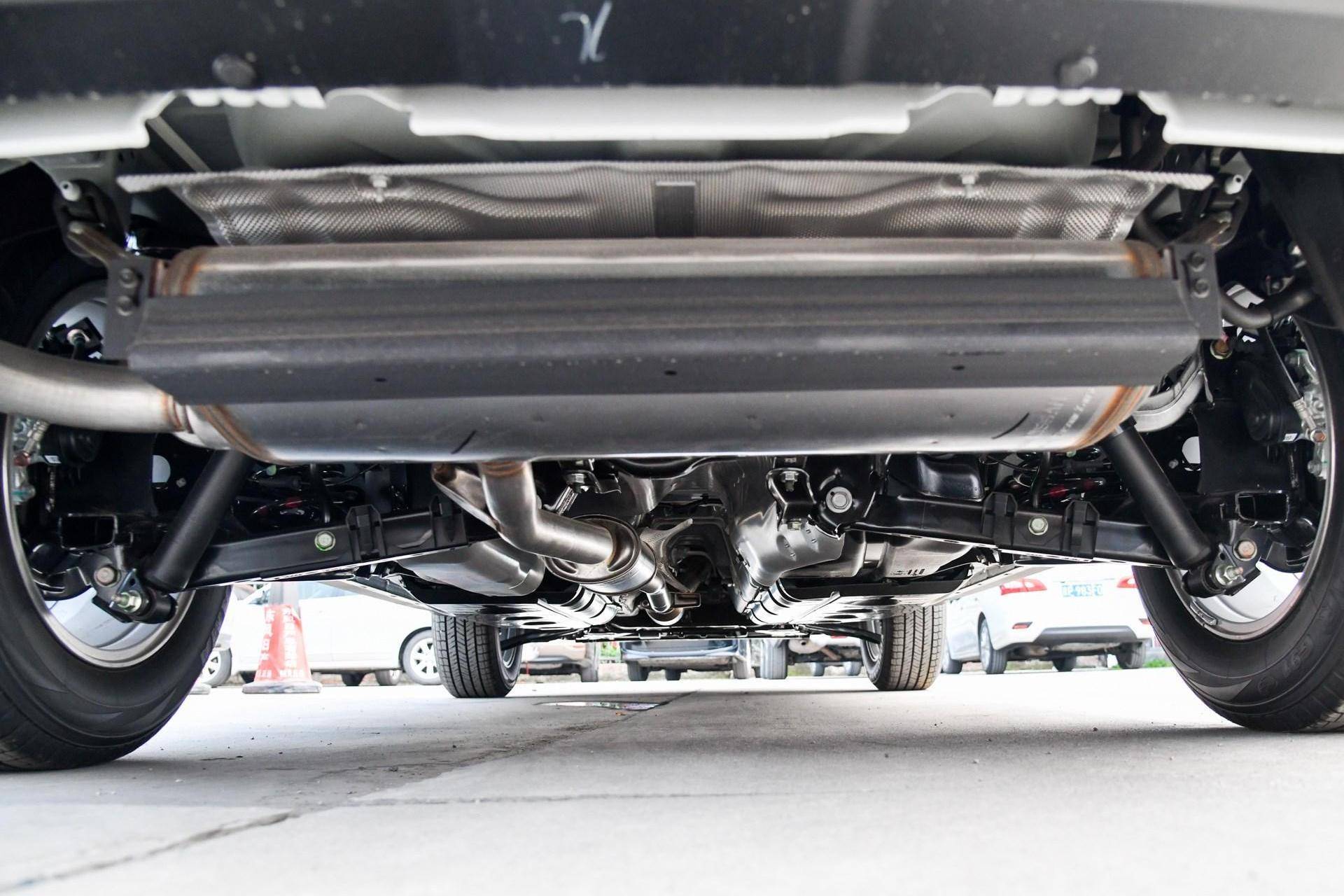 谁说的日产奇骏可以跑沙漠,奇骏rav42.5