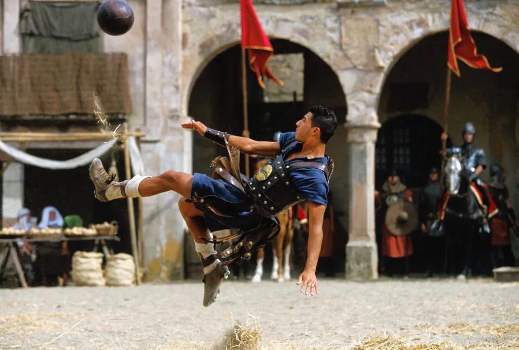 现代足球比赛的三大重要时刻,现代足球合理运用比赛规则