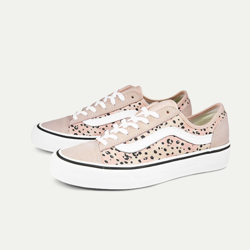 蒙上粉色豹纹滤镜的VANS，甜skr人！