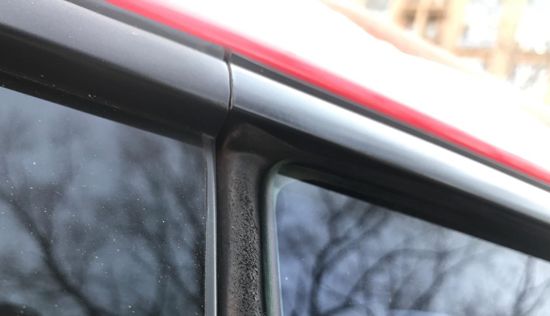 稀有跑车还带无边框车门，只要7万为何打入车市冷宫