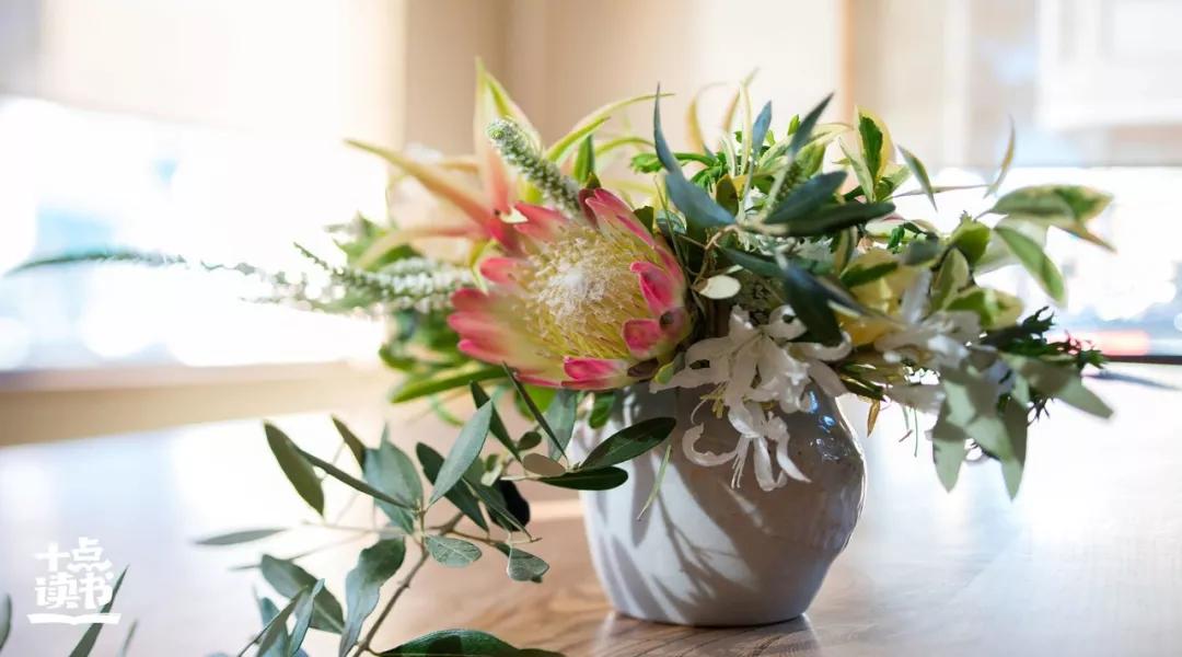 请善待自己的句子,请善待自己的同胞