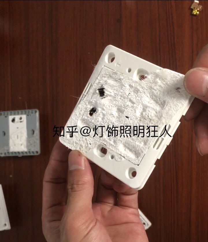 开关插座各品牌测评,开关插座十大名牌哪款性价比高