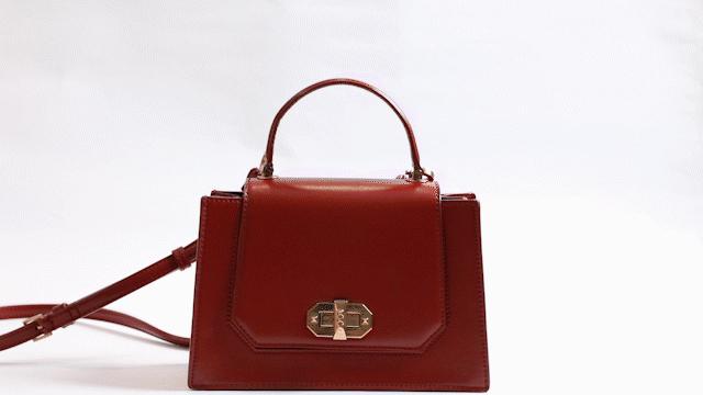 丝巾的气质系法,一条小小的丝巾可以点缀你的气质