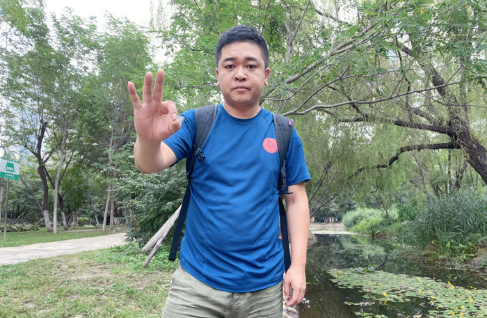 自动开合，三轴一体便携无压力-SNOPPA随拍ATOM2自动折叠手机云台