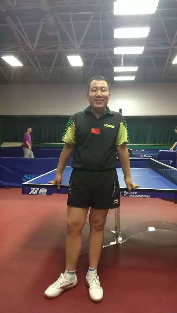 凌晨两点接单，收入翻了六倍，世兵赛带火了这家淘宝店