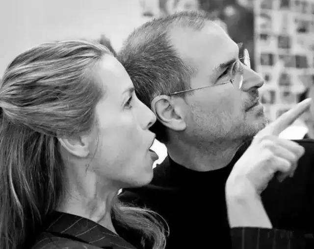 乔布斯养父母为何对乔布斯特别好,乔布斯对待他的亲生父母怎么样