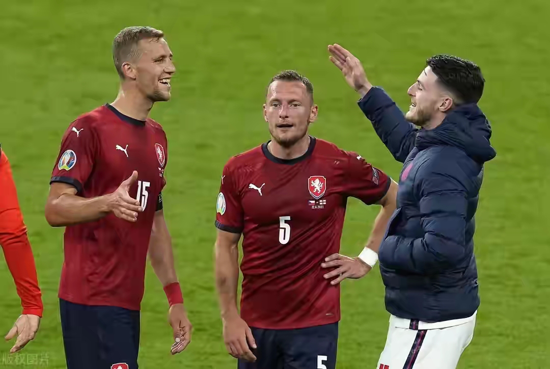 荷兰对捷克哪边是荷兰,2022年荷兰vs捷克上半场比分预测