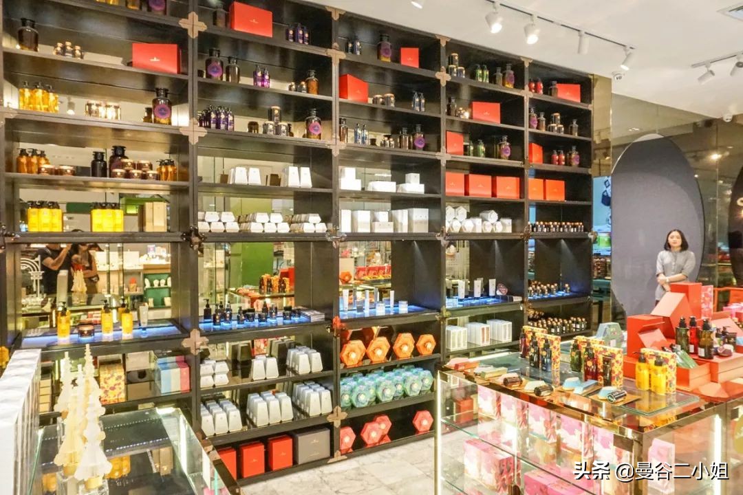 centralworld鍊煎緱涔扮殑涓滆タ,涓栫晫鍟嗗簵璐墿鎸囧崡