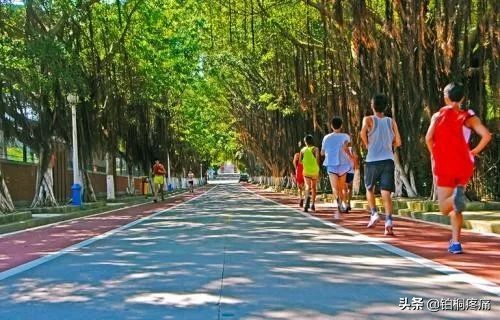 女人膝盖疼痛警惕四种病因,膝盖内侧疼痛的病因