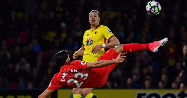 欧冠决赛经典解说词,足球比赛中各术语的英文