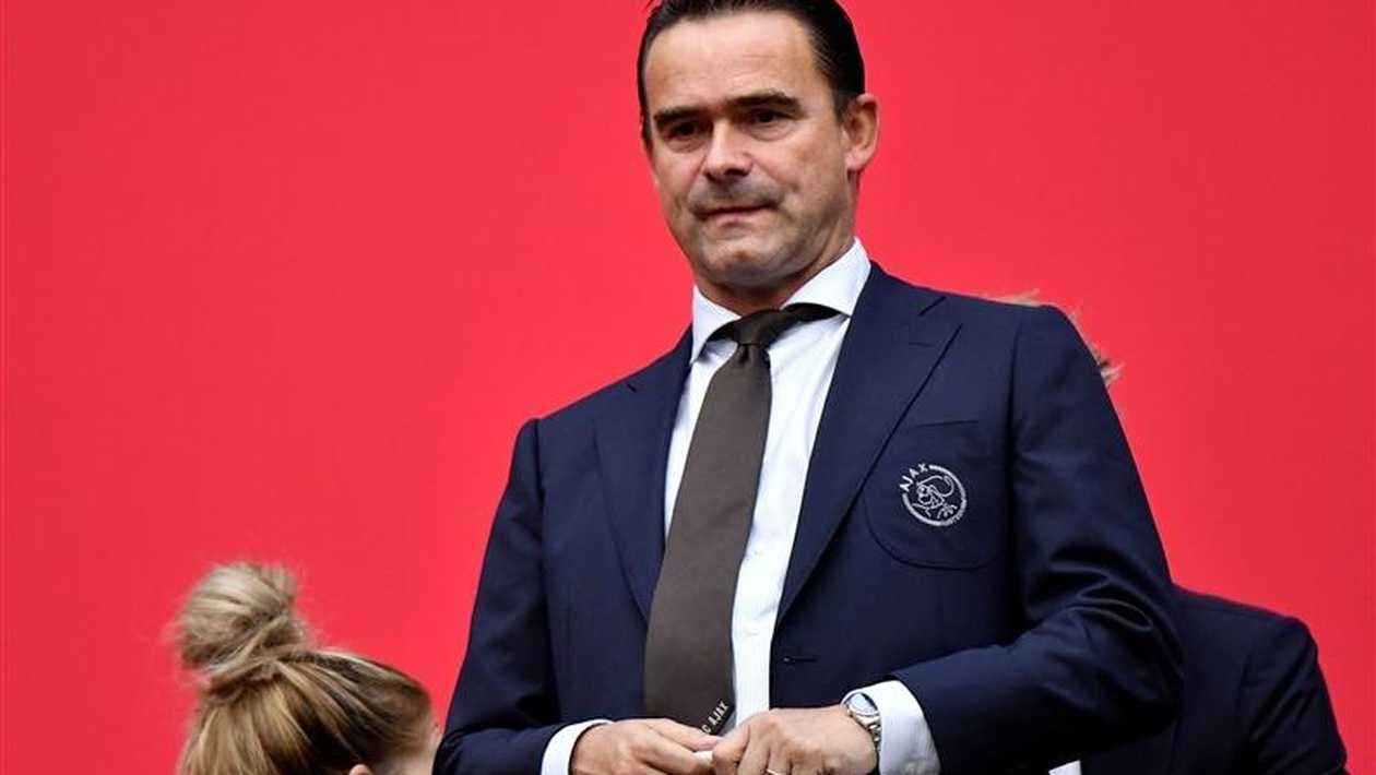 转会市场今夏联赛,最新转会动态足坛豪门争夺战打响