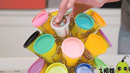 妈妈晒出家里的十二个女儿,妈妈晒出两个女儿