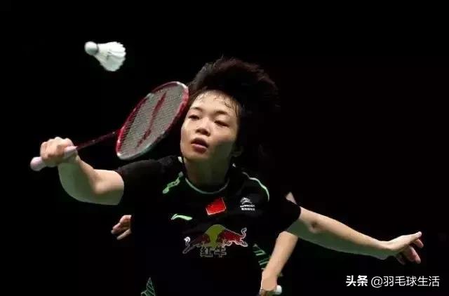 教你几个羽毛球训练简单技巧,羽毛球秘籍书本