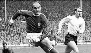 中国有史以来最厉害的足球运动员,有争议的10场足球比赛