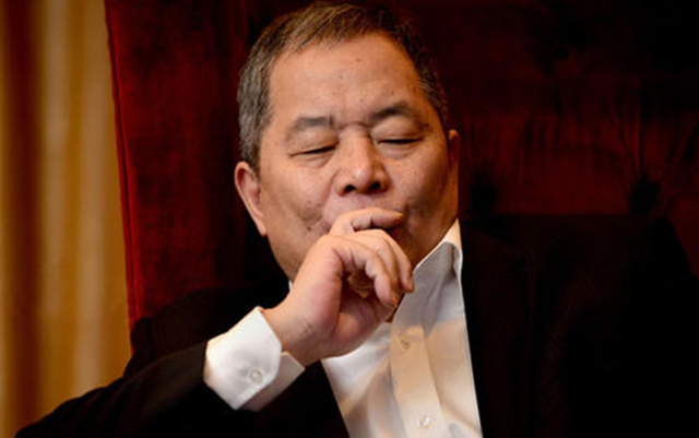 给国家足球队捐款一亿,给足球队的奖金