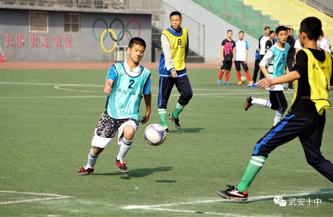 奔跑吧少年田径邀请赛,奔跑吧少年我校田径运动会开幕