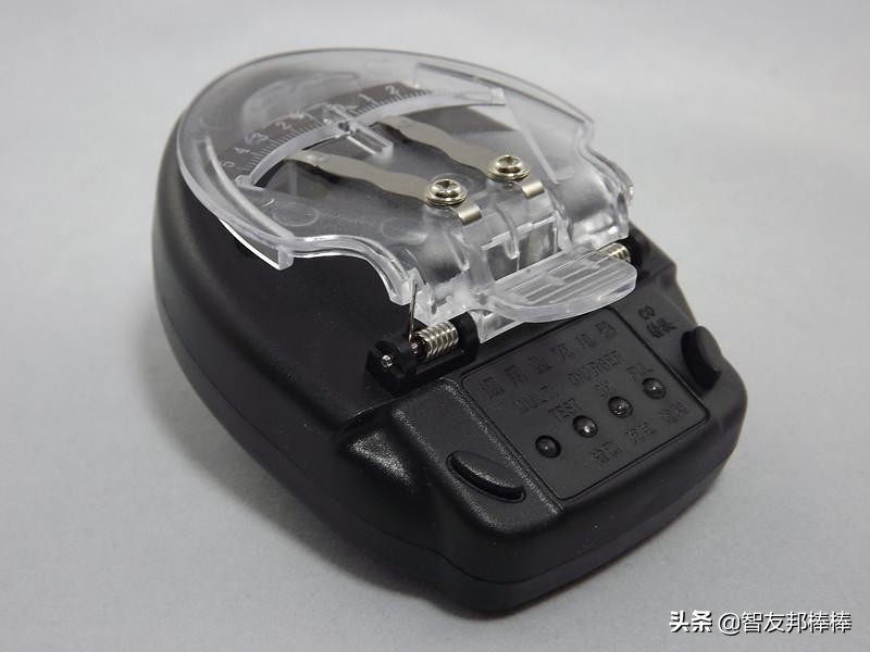 为什么手机不能直接换电池了,为啥现在手机不能换电池