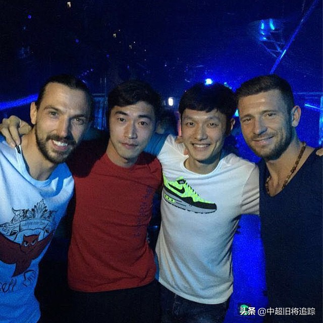 夺冠热门大逆转中超旧将梅开二度,14年的坚持33岁的他迎来中超首秀