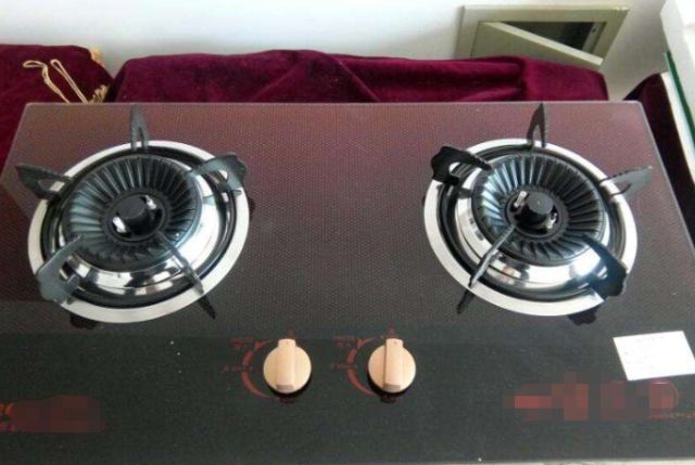 燃气灶不锈钢台面和钢化玻璃,好太太不锈钢台面燃气灶