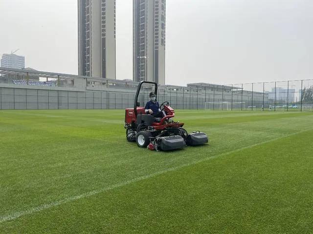 涓秴鑱旇禌澶ц繛璧涘尯鍦洪,涓秴澶ц繛璧涘尯璁炬柦