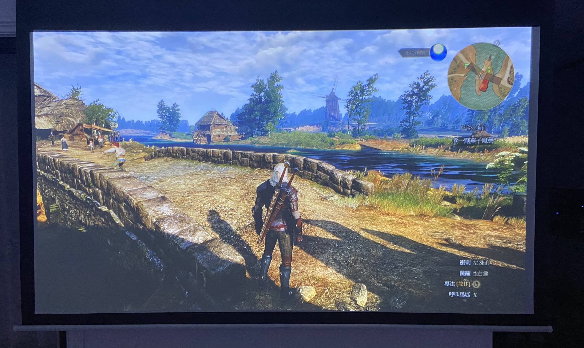 4k智能投影仪,智能4k声控投影仪