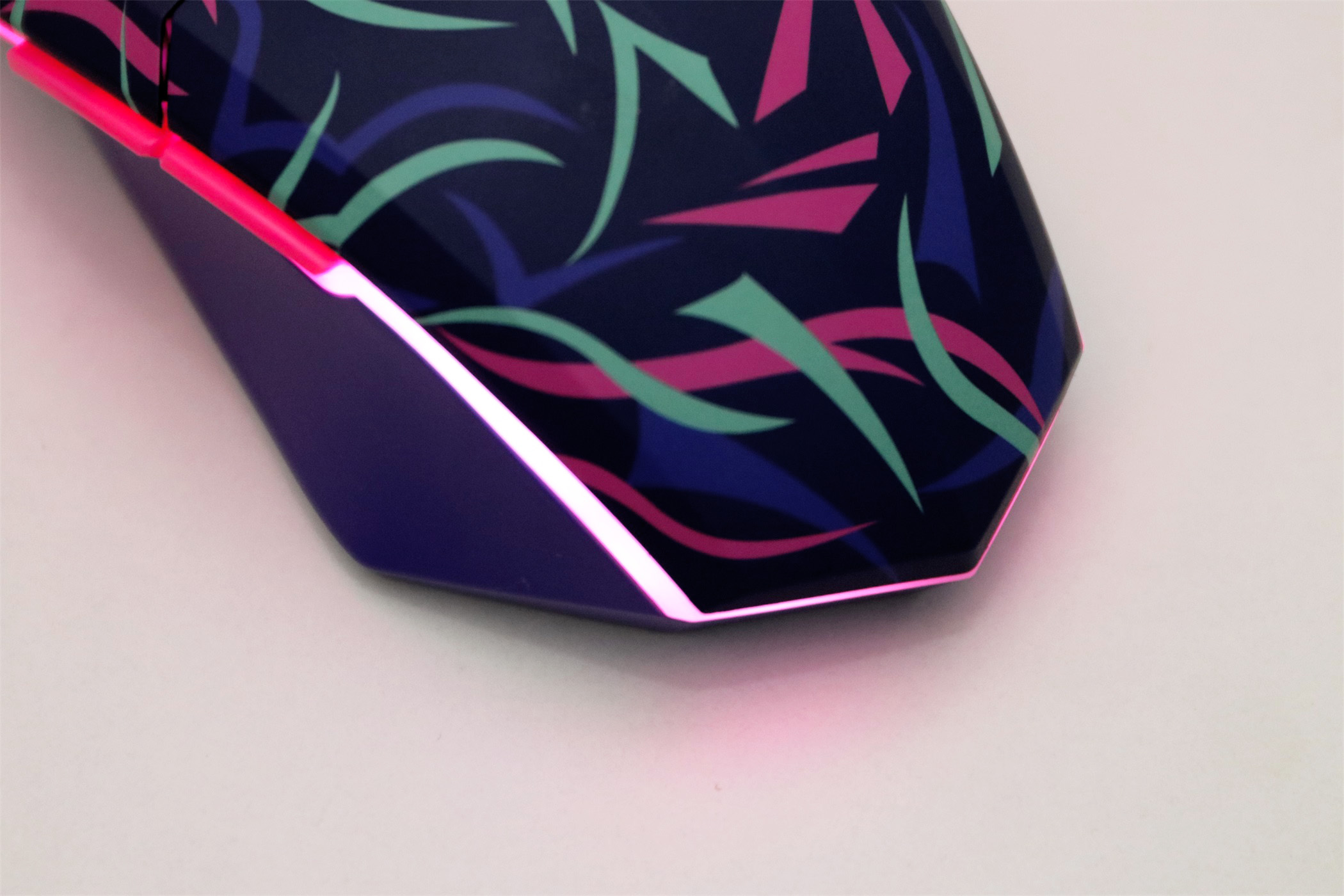 达尔优em915荆棘版鼠标是几代,达尔优鼠标em910怎么编绳