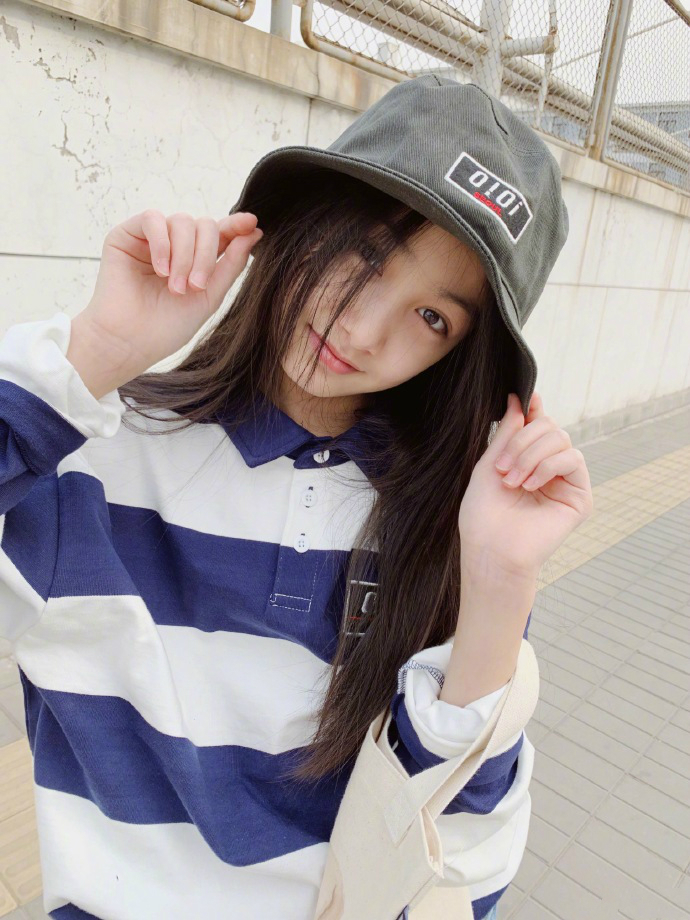 小朋友半身裙怎么搭配,12-15岁女学生polo裙180