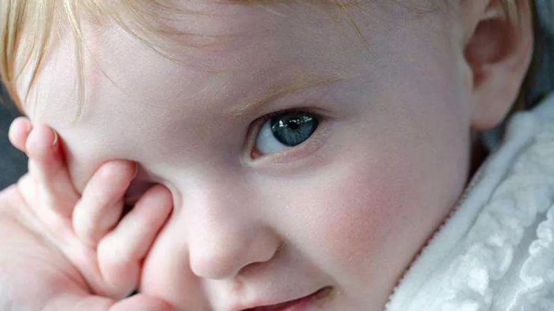 小孩喜欢唱反调怎么教,2岁孩子喜欢和父母唱反调怎么办