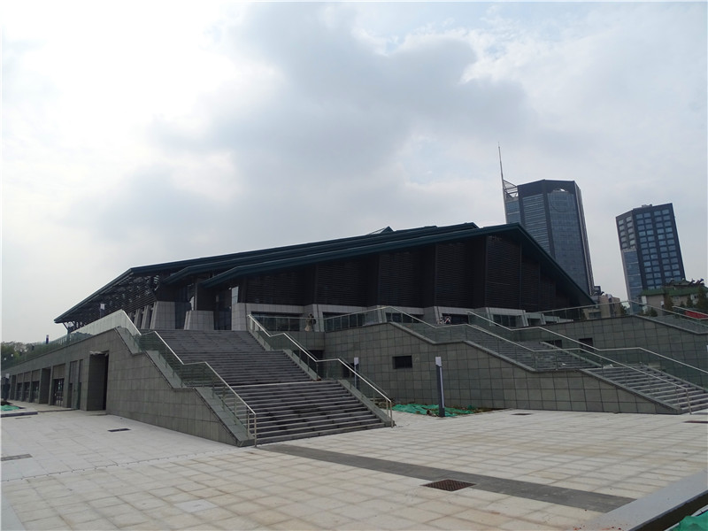 随拍“绿色琉璃瓦”建筑——武汉大学卓尔体育馆