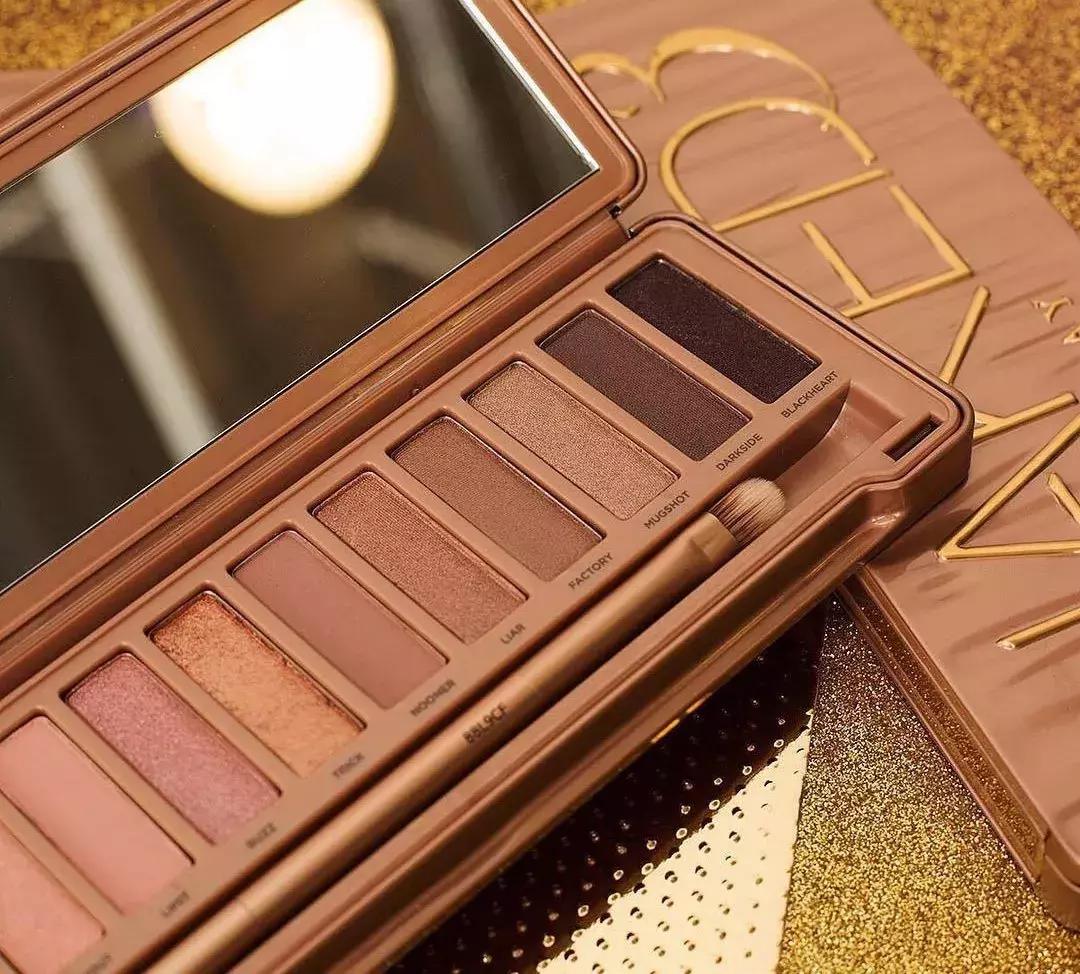 王一博黄子韬华晨宇,王一博和华晨宇眼妆