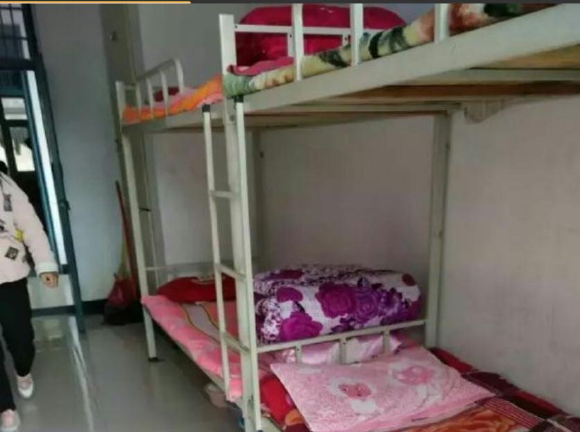 新生选宿舍时如何选床铺位置,新生刚进宿舍怎么挑床位