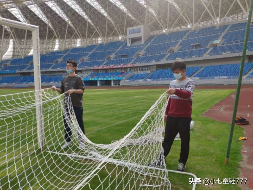 黄石奥体篮球训练营,武汉三镇黄石球场训练