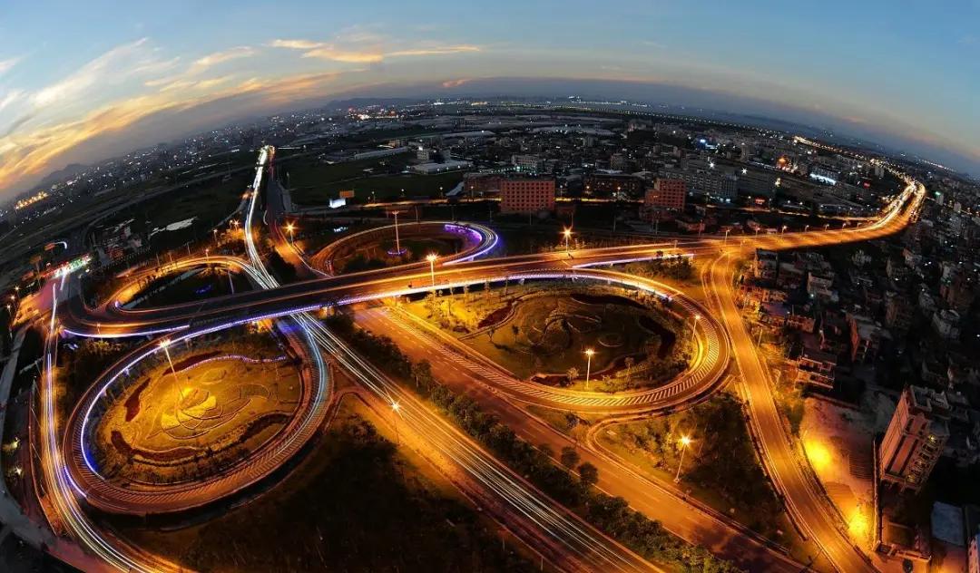 大家车论之堵车,大家都说堵车