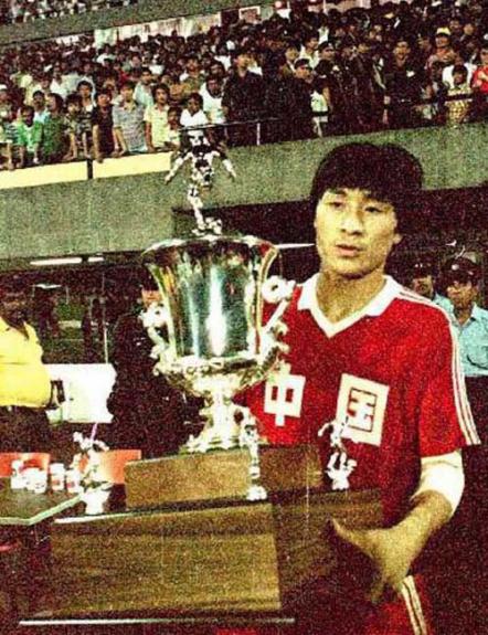 中国足球运动发展史800字,中国足球和篮球洋务运动