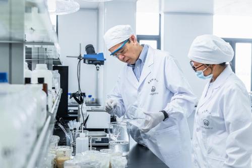 雪花秀和天气丹是一个牌子么 (韩国雪花秀和天气丹哪个好用)