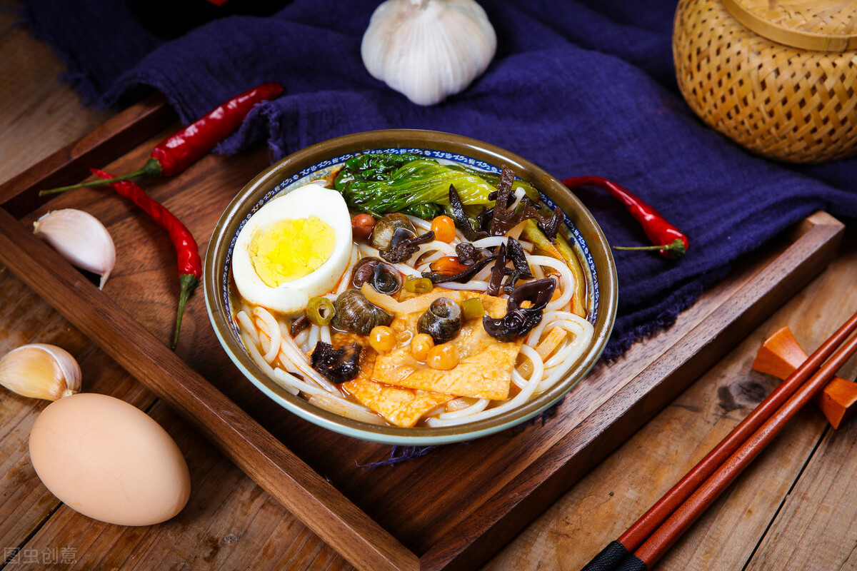 螺蛳粉的做法和配方比例,螺蛳粉的做法和配方视频