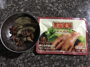 卤鸡爪家常秘制做法，简单易学香酥入骨，比卤菜店做的还好吃