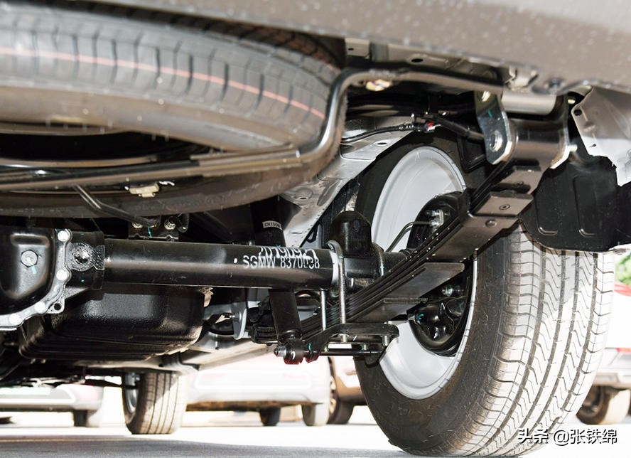 五菱宏光plus高配车型五座版,新款五菱宏光plus最高配多少钱