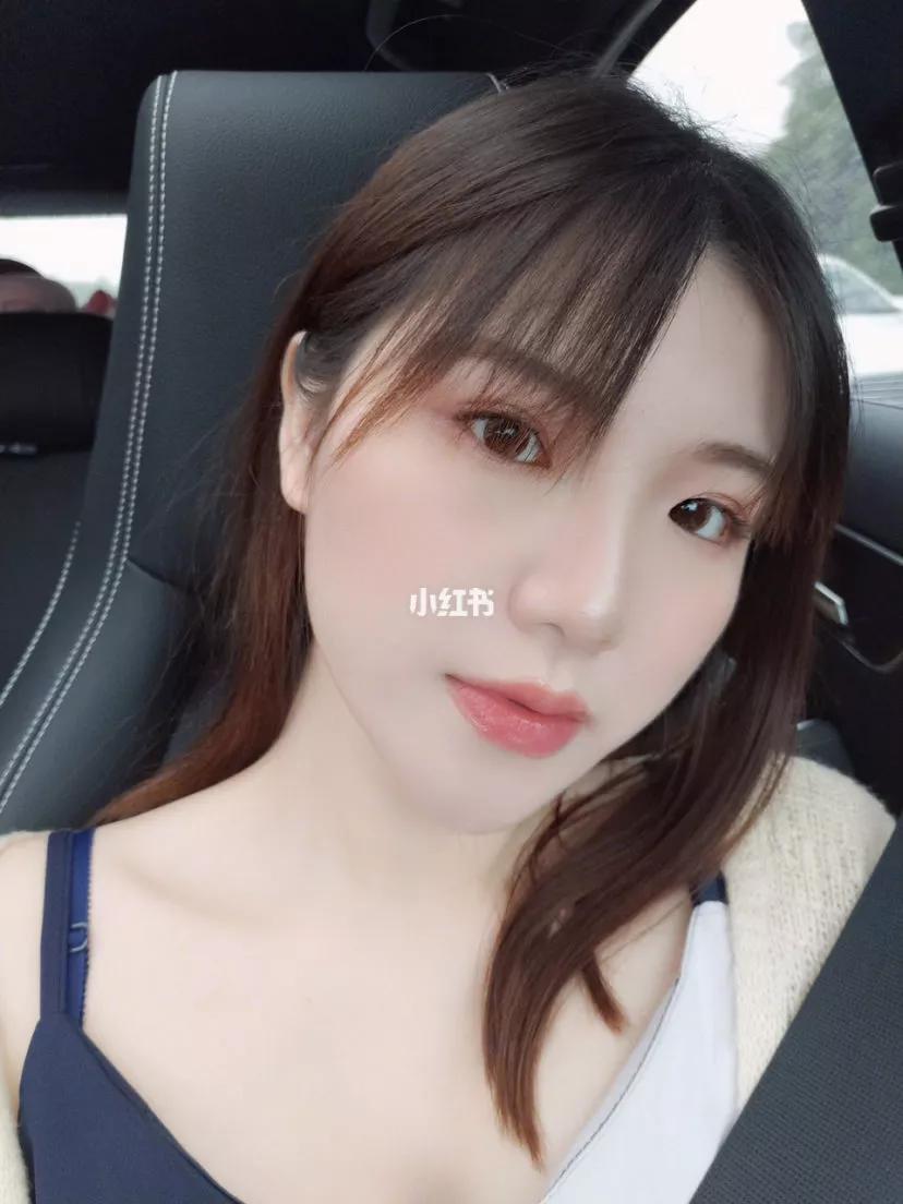 快买了这只口红来人间水蜜桃学院报道!