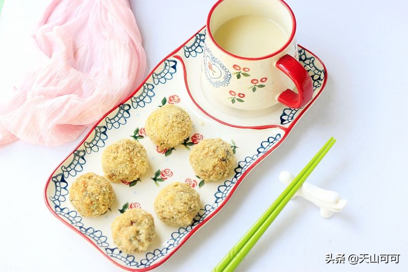 丸子怎么做才好吃不辣不上火,丸子怎么做又滑又嫩又有弹性