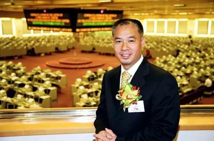 健力宝创始人李经纬事件老照片,健力宝创始人李经纬大败局