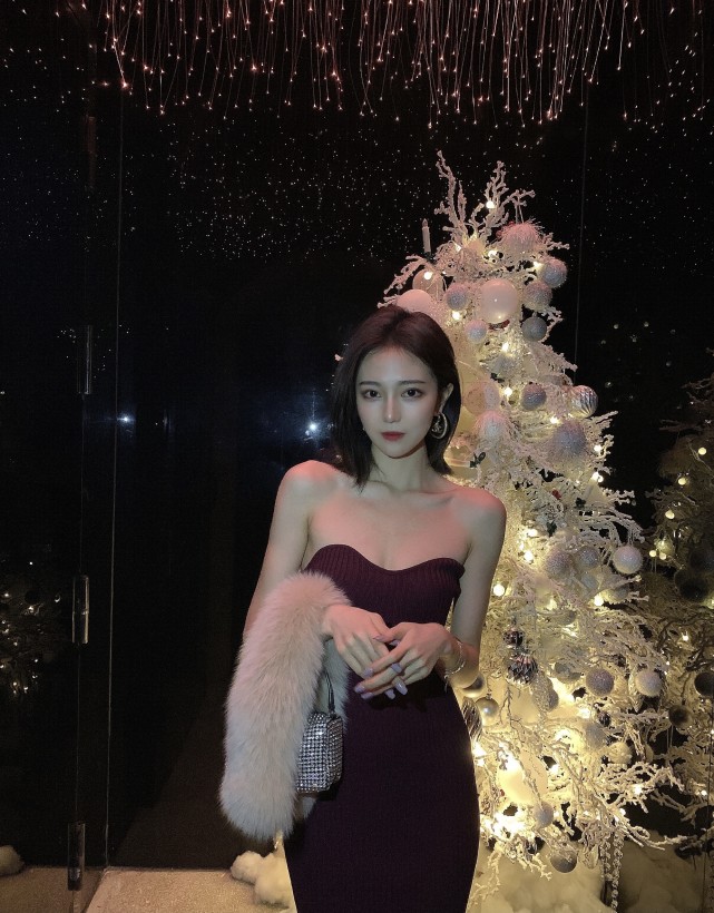 疑似项思醒与代购聊天记录曝光，3580元买假包找男友报销45500元