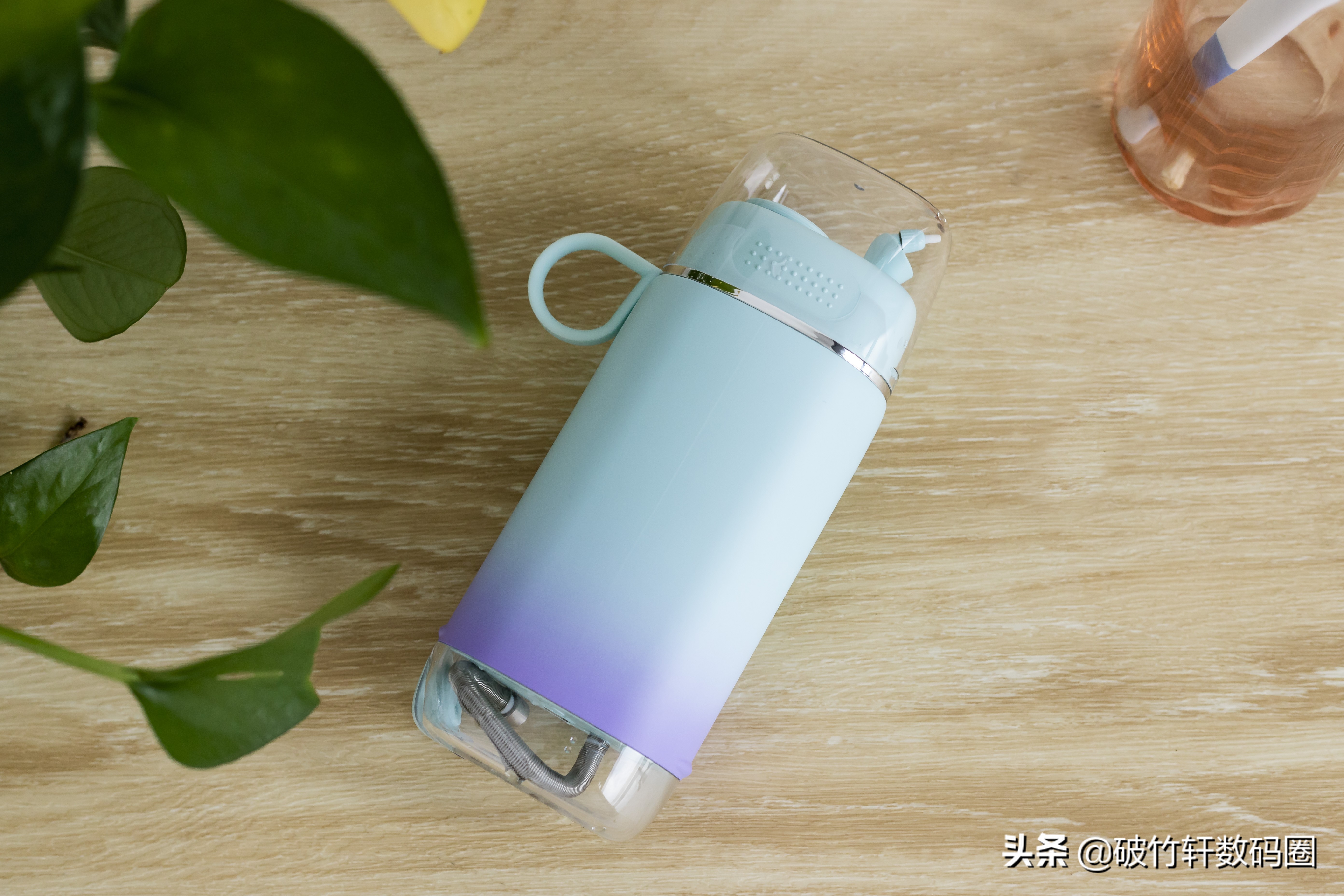 自带瞄准器洗牙小工具,每分强输出1600次,激起*男猛**电竞梦