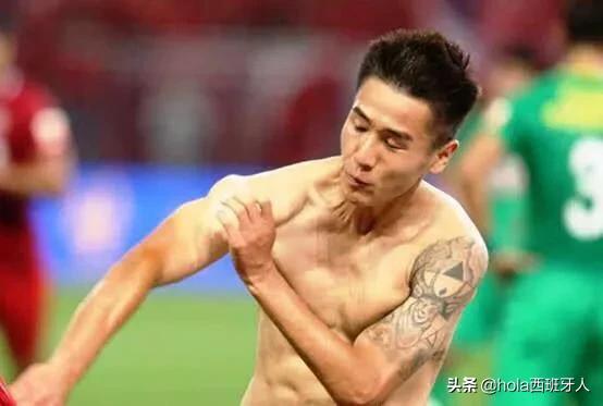 韦世豪红牌惩罚,斯内德对韦世豪的评价