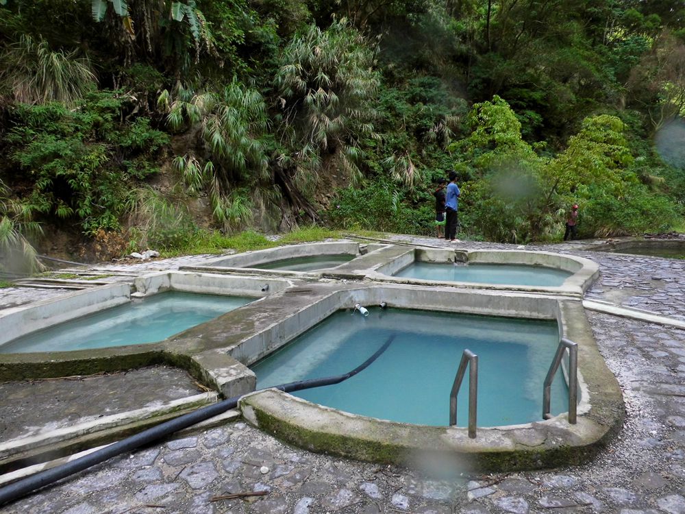 菲律宾游散记（46）-杜马盖地（4）：火山口真正的温泉