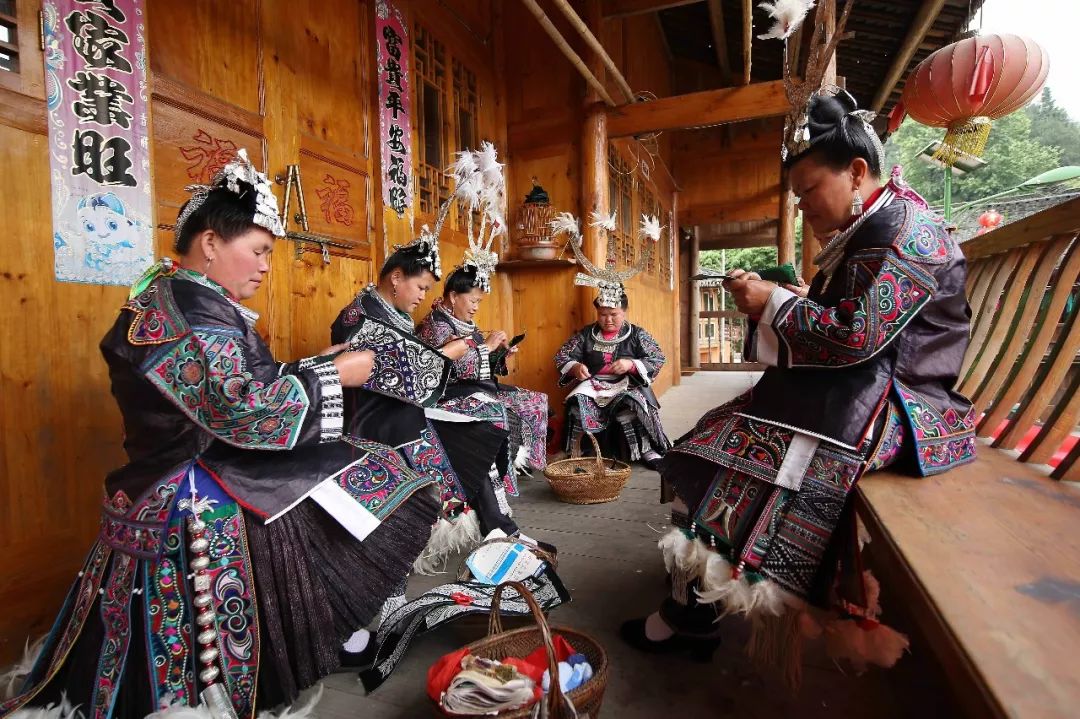 当非遗遇上美食,当非遗文化碰上最炫民族风