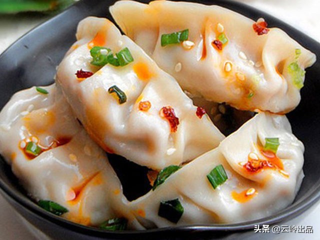 全家人都爱吃的馄饨面,超级好吃的茴香馅饺子