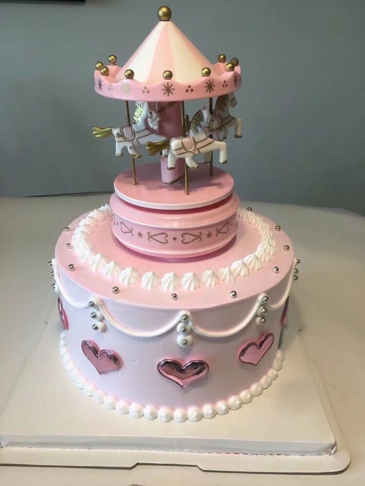 我陪女儿做烘焙年入20万女儿上了报我也成网红